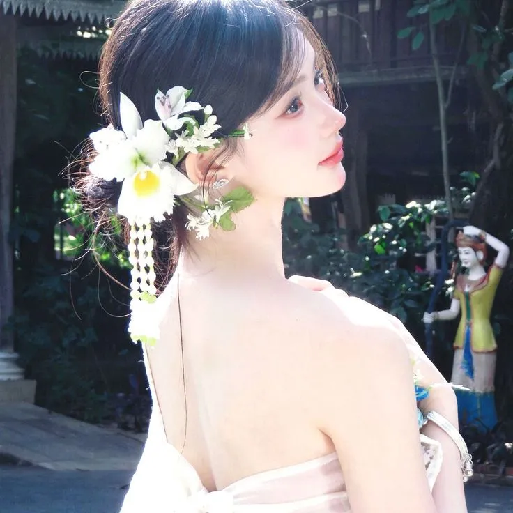 Vì Em Không Phải Cô Ấy
