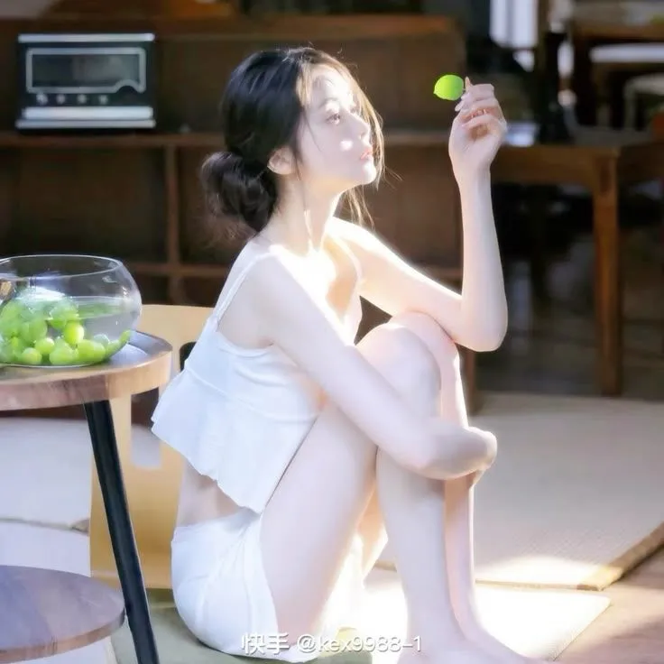 Bìa truyện Tình Yêu Giấu Trong Lõi Vàng