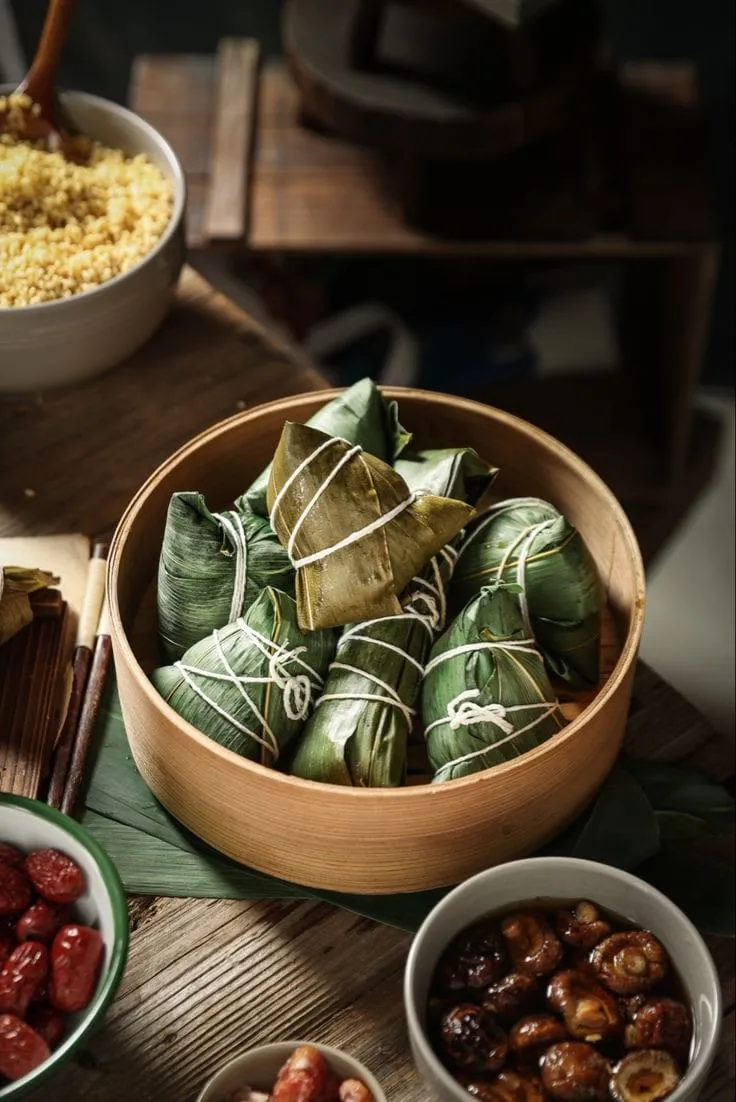 UYỂN NHƯỢC - 婉若